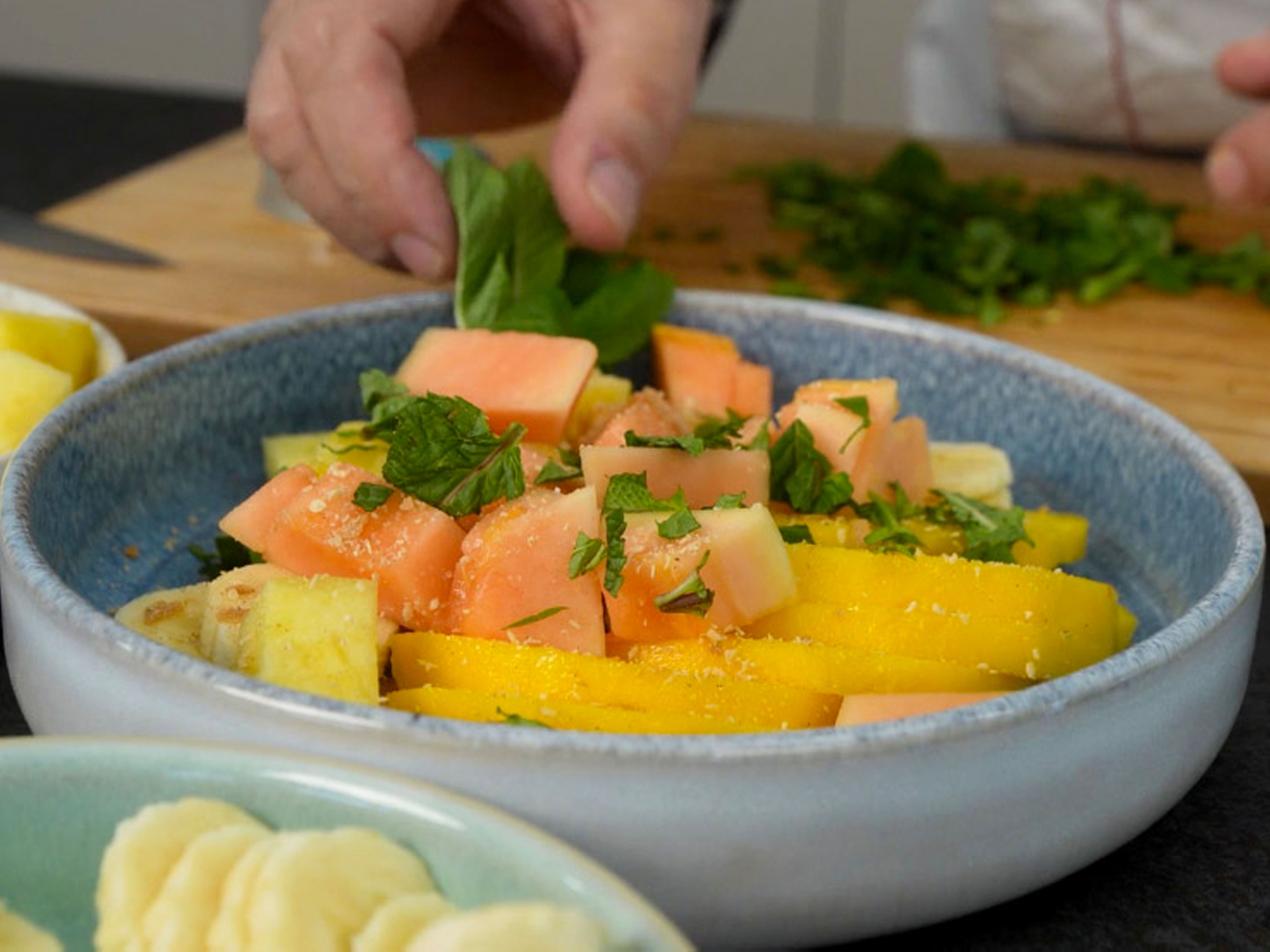 Summer-Breeze herzhafter Obstsalat